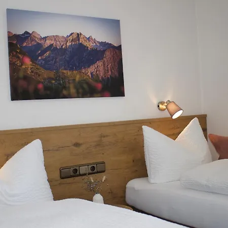 Gaestehaus Alpenruh